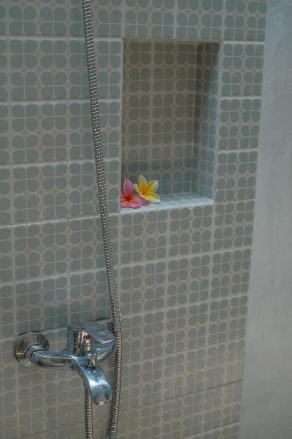 Abrakadabra 747 Apartment Yogyakarta Exterior photo