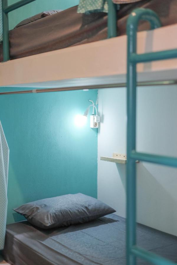Abrakadabra 747 Apartment Yogyakarta Exterior photo
