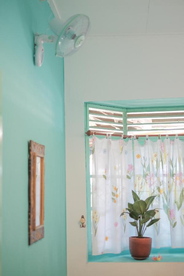 Abrakadabra 747 Apartment Yogyakarta Exterior photo
