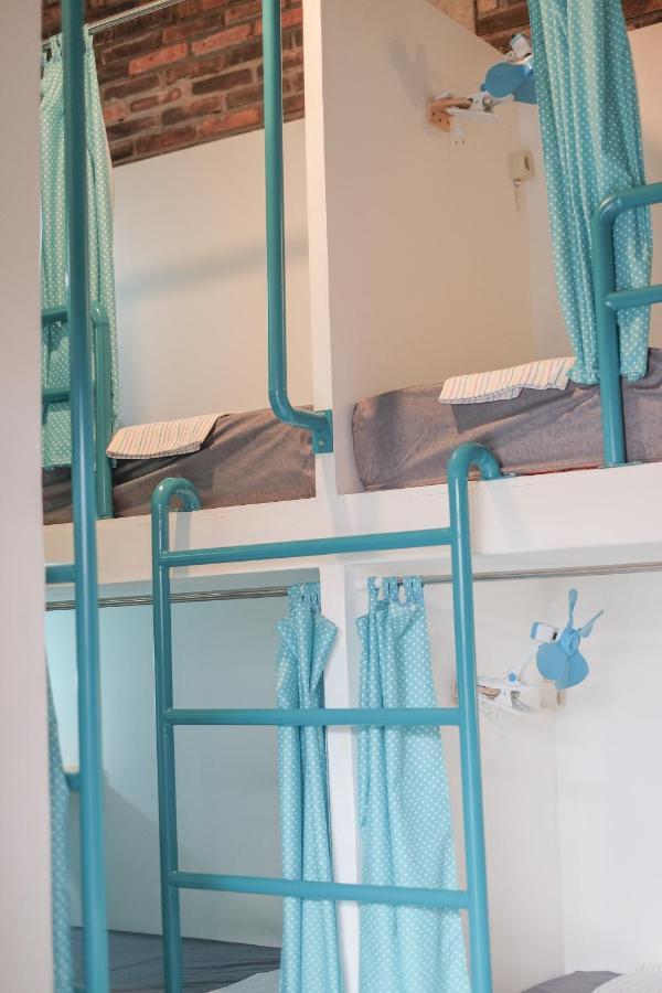 Abrakadabra 747 Apartment Yogyakarta Exterior photo