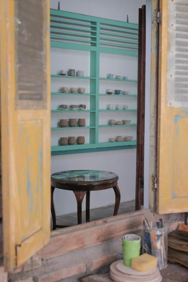 Abrakadabra 747 Apartment Yogyakarta Exterior photo