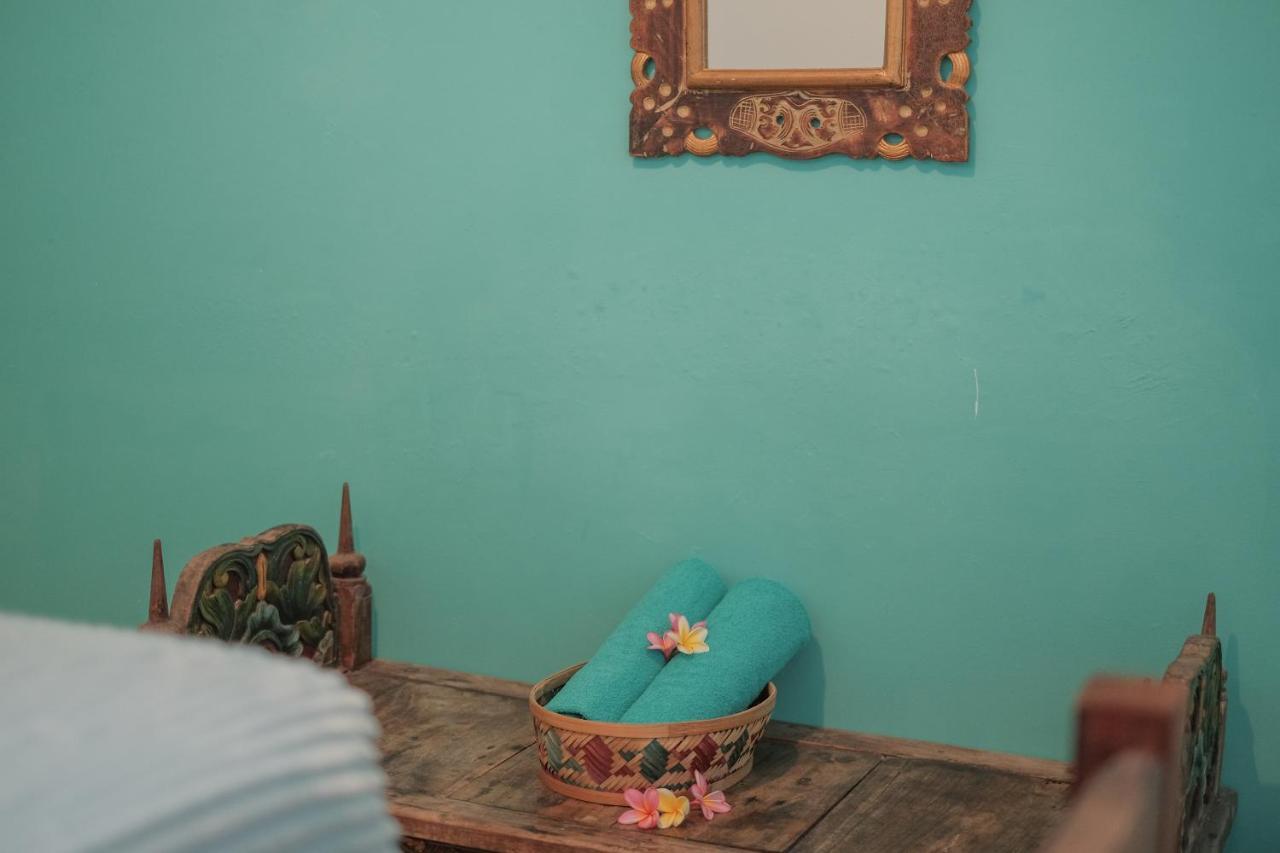 Abrakadabra 747 Apartment Yogyakarta Exterior photo